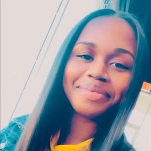 Meet your Posher, Jerrica